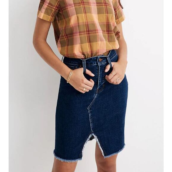 Madewell Stretch Denim Pegged Skirt in Bellhaven Wash: Cutout Edition Size L - Picture 4 of 14